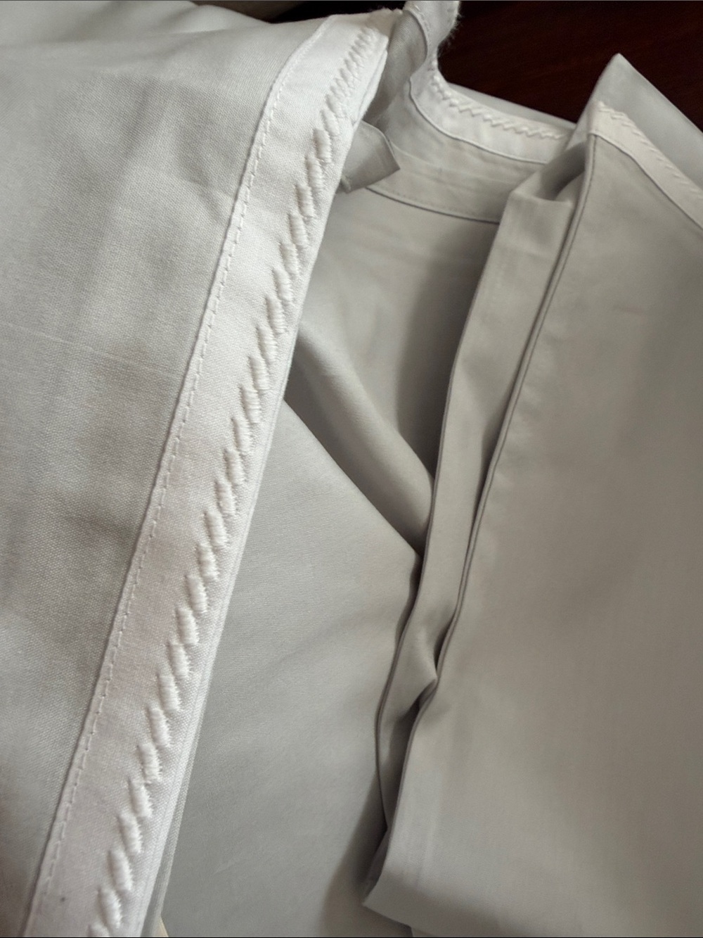 Boll & Branch percale framed sheet set skywhite Split King